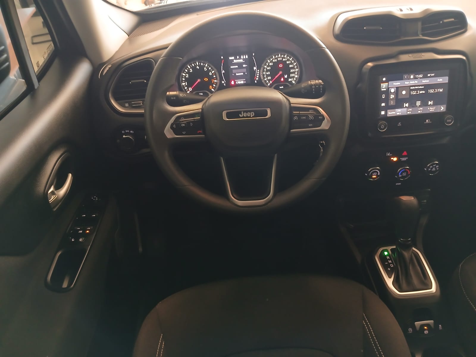 Foto RENEGADE SPORT T270 1.3 4X2 FLEX AT - 2024