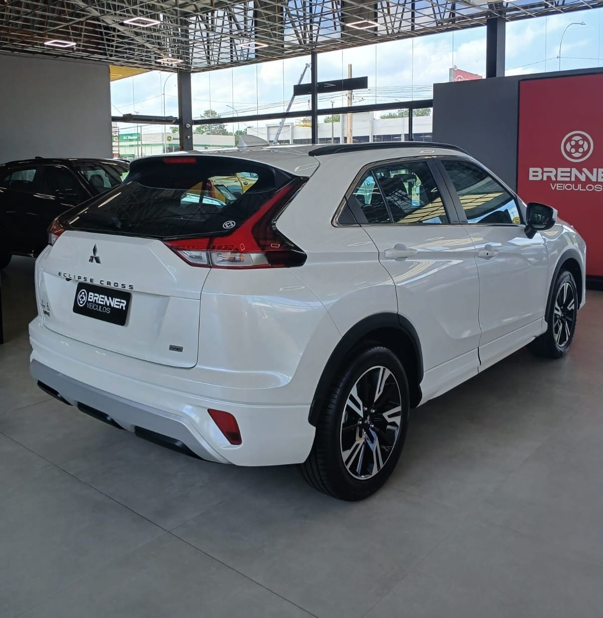Foto ECLIPSE CROSS HPE 1.5 AT - 2025