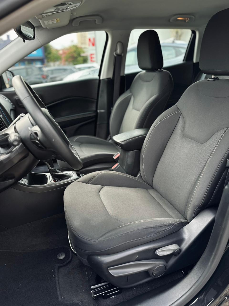 Foto COMPASS LONGITUDE 2.0 4X2 FLEX 16V AT - 2017