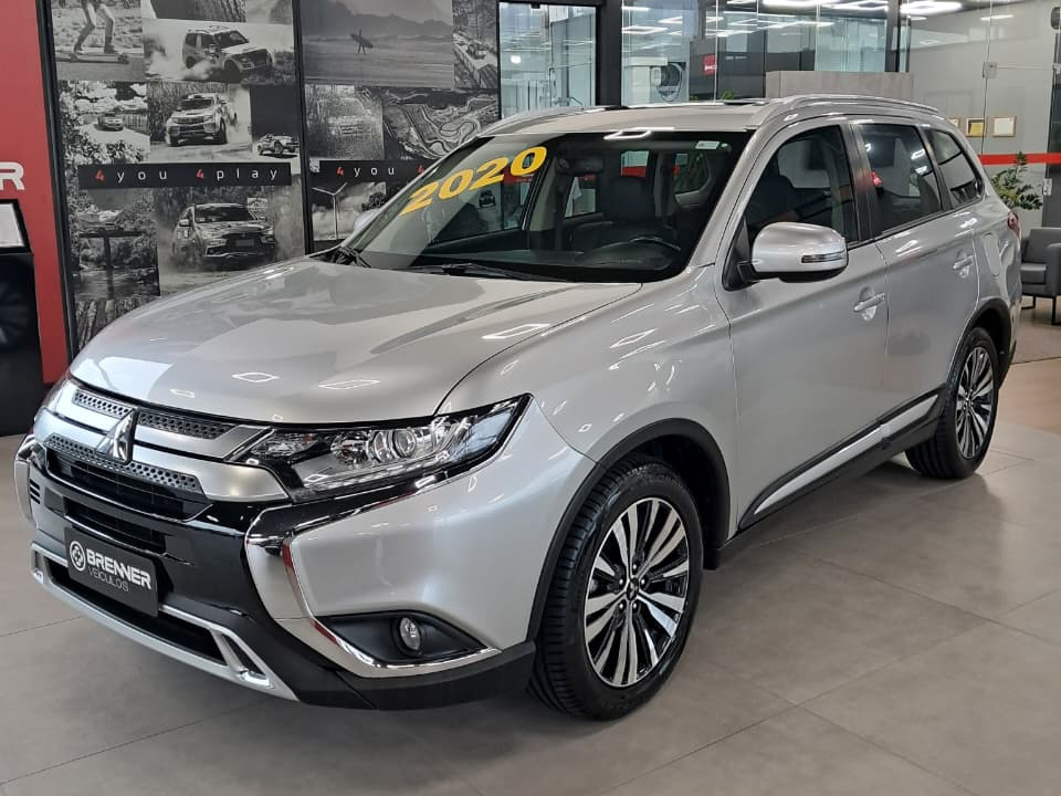 Foto Mitsubishi Outlander HPE 2.0 2020