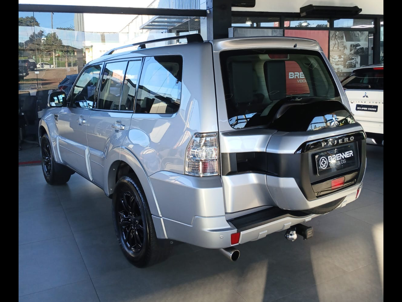 Foto Pajero Full HPE 4X4 AT 3.2 2016