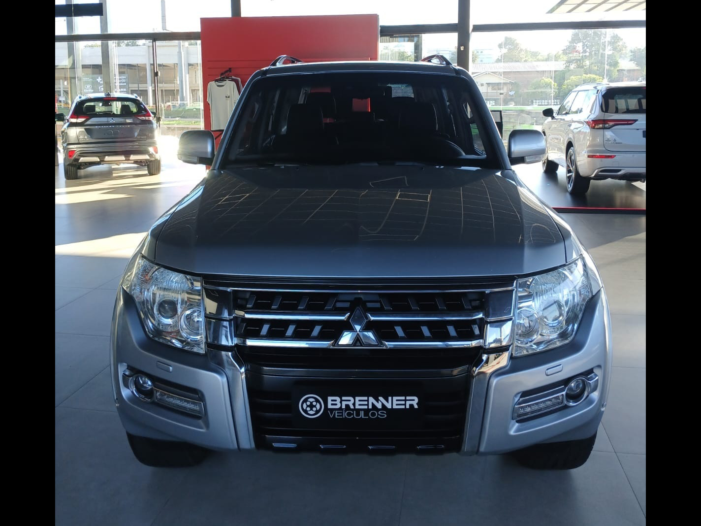 Foto Pajero Full HPE 4X4 AT 3.2 2016