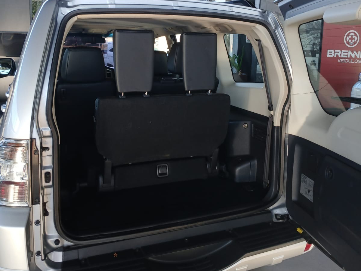 Foto Pajero Full HPE 4X4 AT 3.2 2016