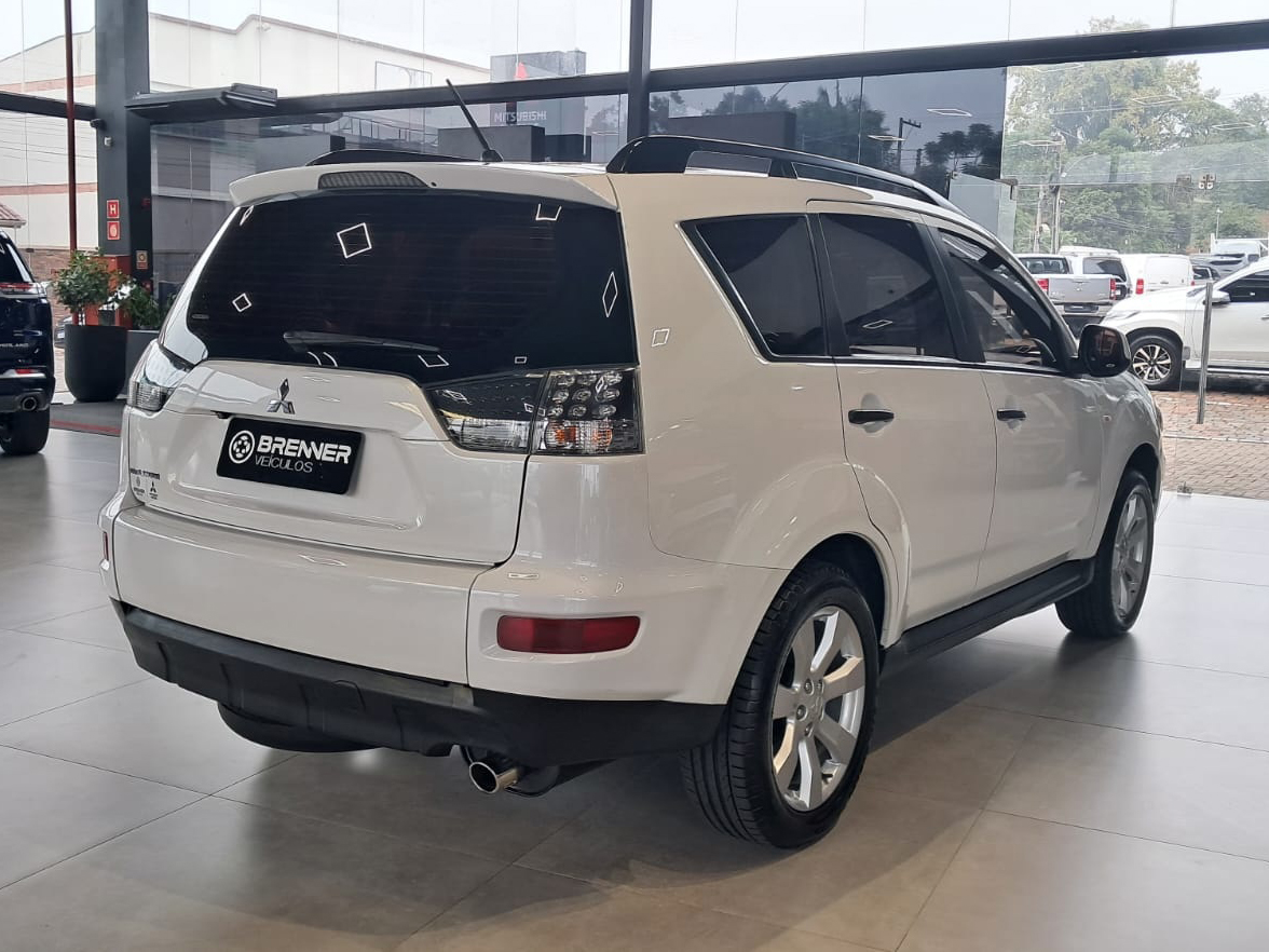Foto Mitsubishi Outlander 2012