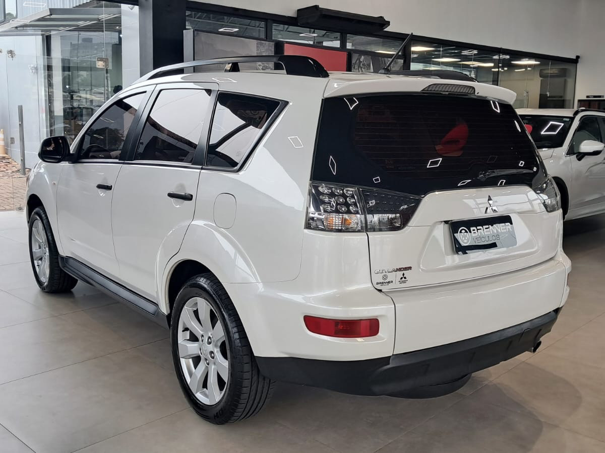 Foto Mitsubishi Outlander 2012