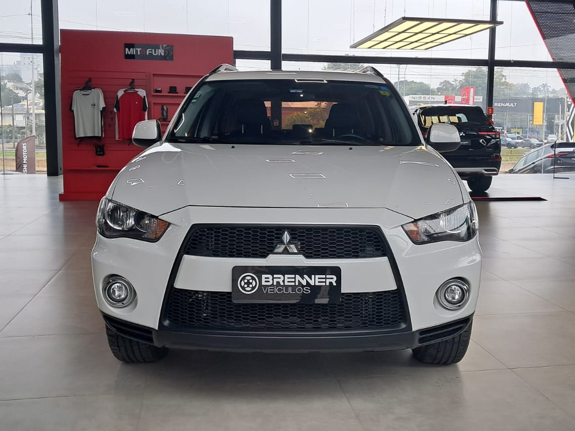 Foto Mitsubishi Outlander 2012