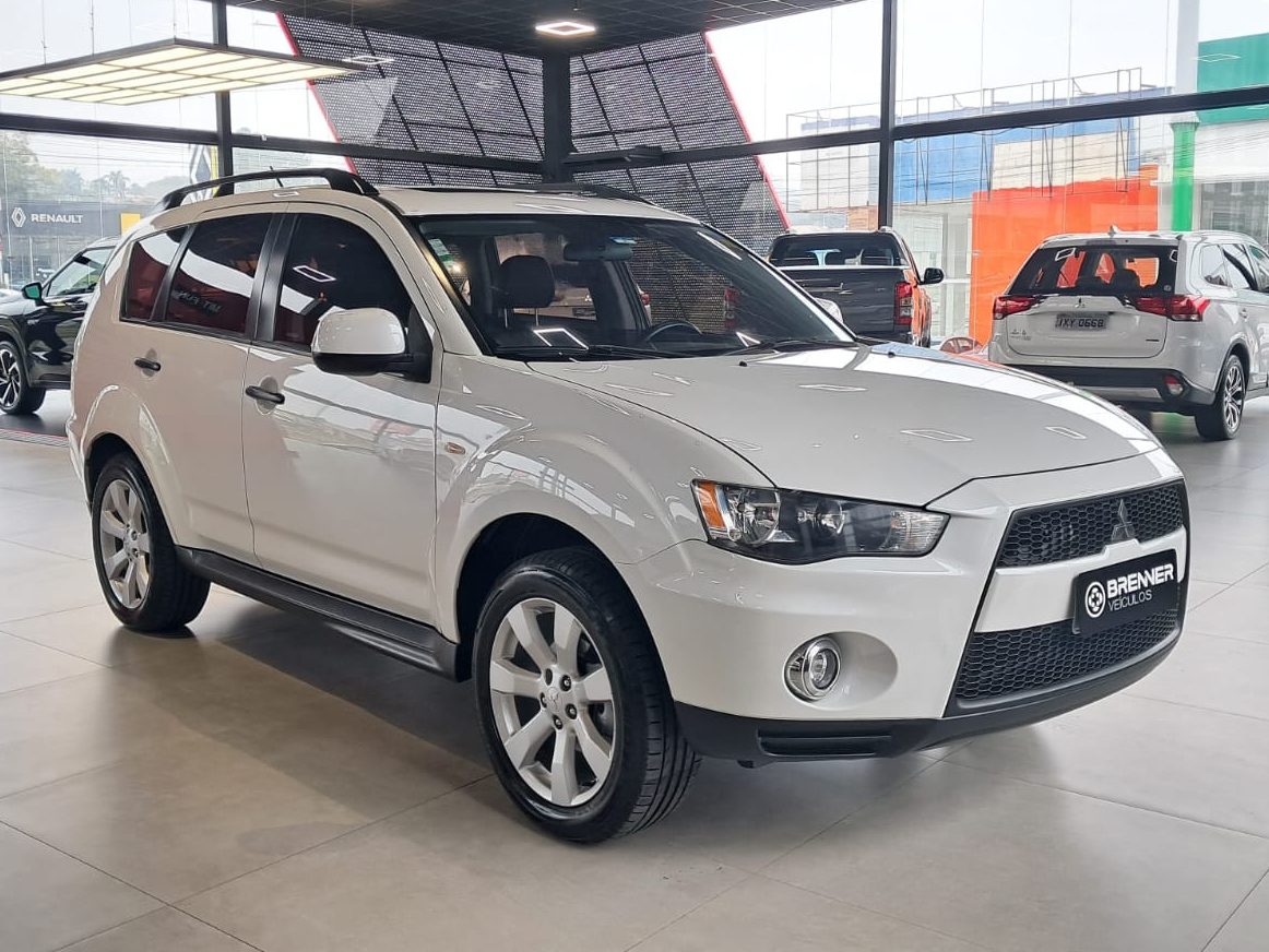 Foto Mitsubishi Outlander 2012
