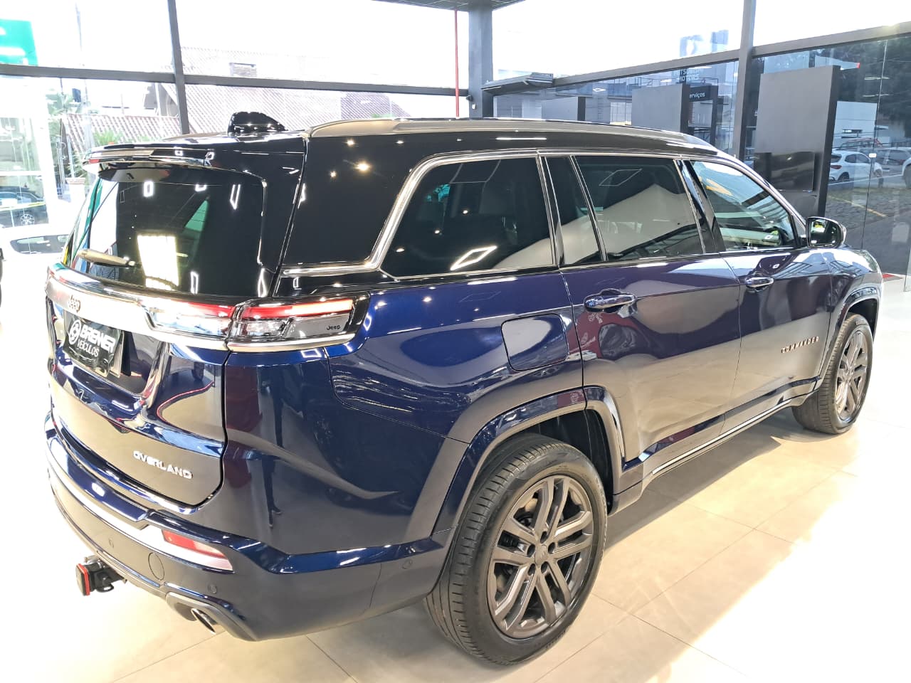 Foto Jeep Commander Overland 2.0T Gasolina