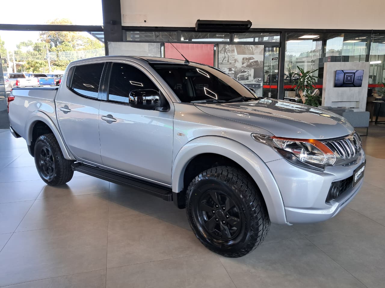 Foto L200 Triton GLS MT 2018