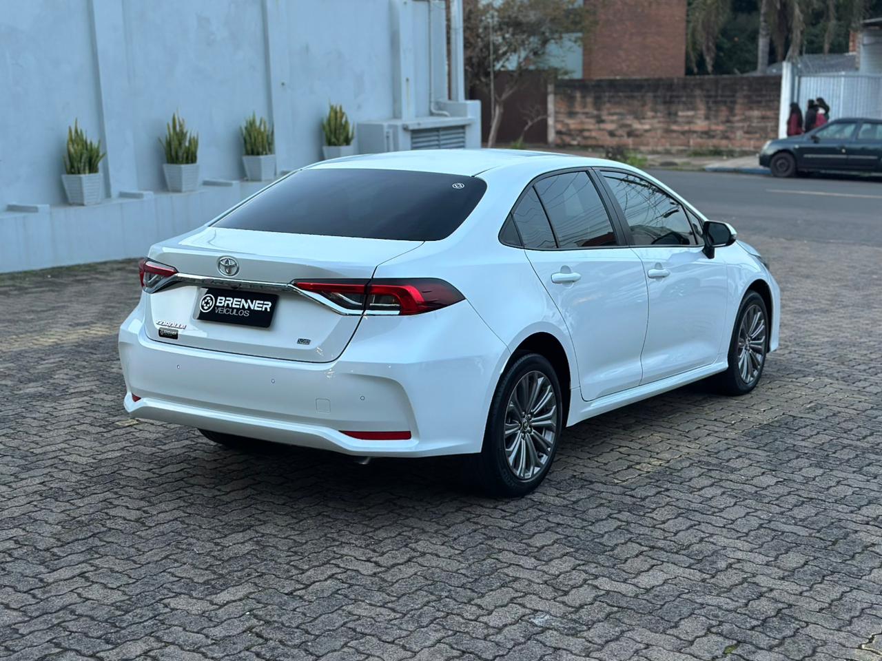 Foto Toyota Corolla XEI 2023