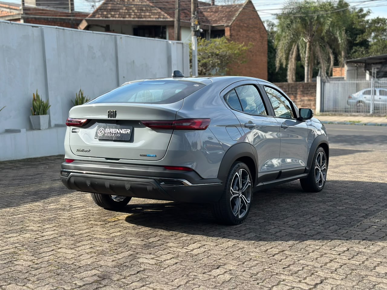 Foto Fastback Impetus Hybrid 2025
