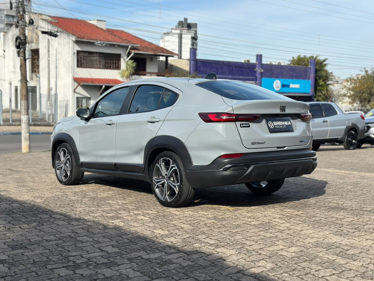 Foto Fastback Impetus Hybrid 2025