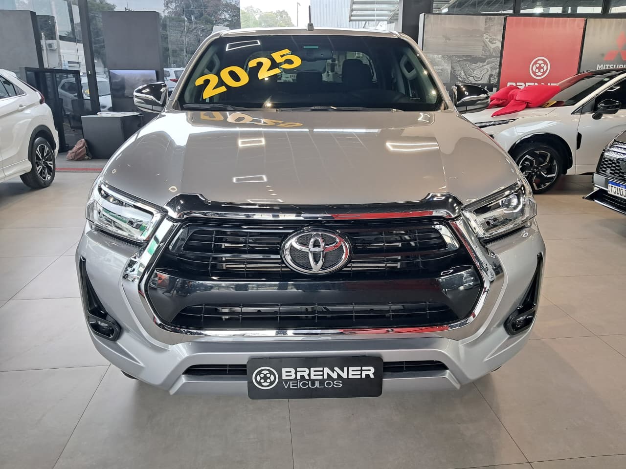 Foto Toyota Hilux SRV 2025