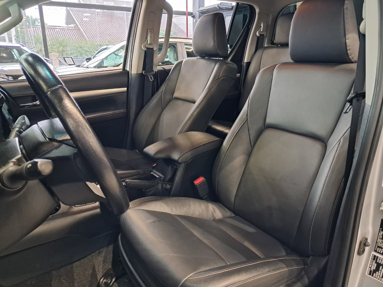 Foto Toyota Hilux SRV 2025
