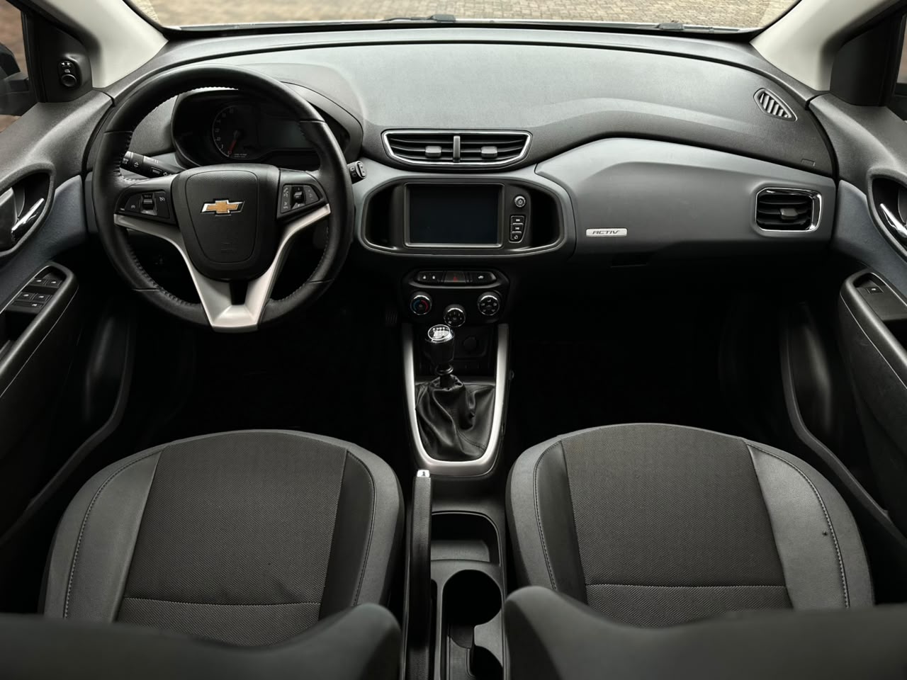 Foto Chevrolet Onix Activ 1.4 MT6 2019
