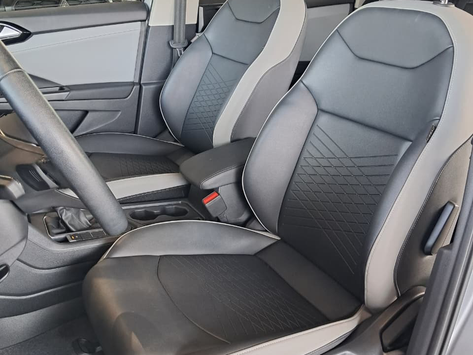 Foto Volkswagen Taos Comfortline 250 TSI 2023