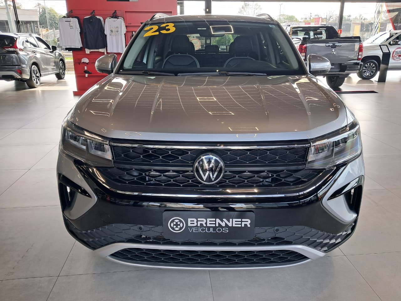 Foto Volkswagen Taos Comfortline 250 TSI 2023