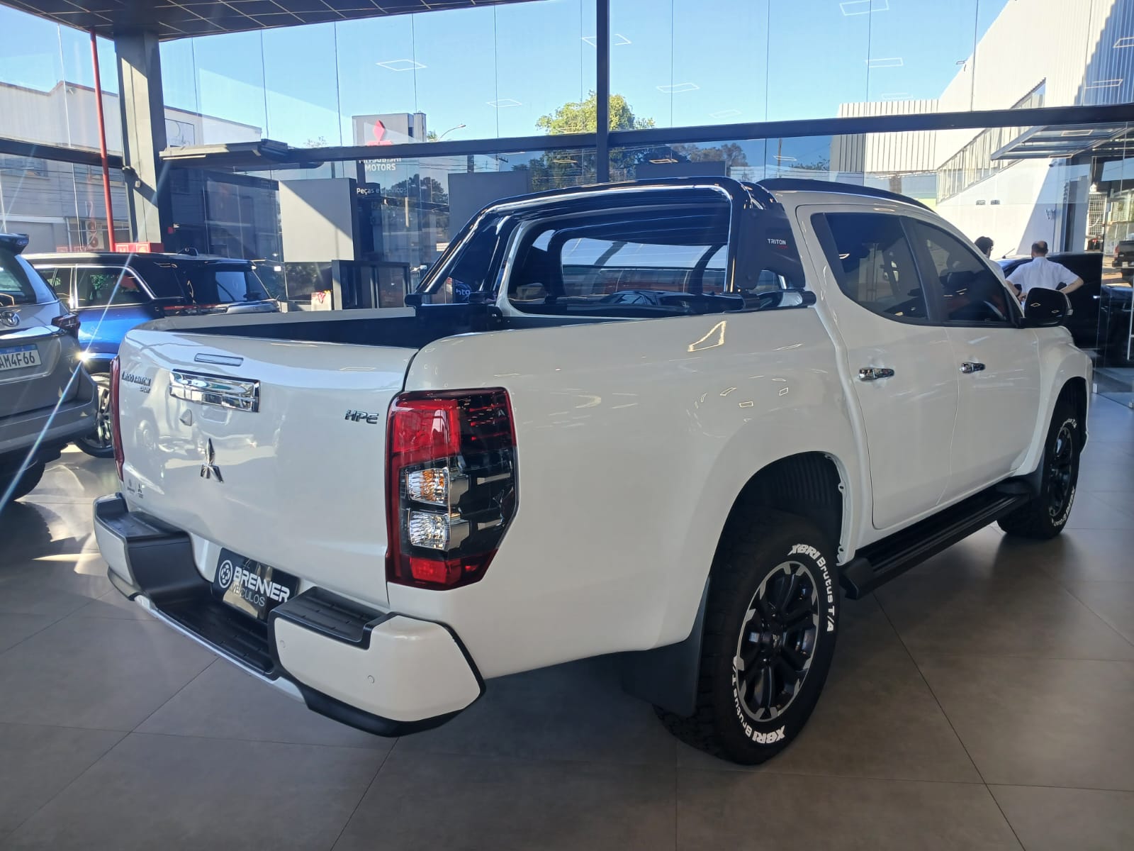 Foto Mitsubishi L200 Triton Sport HPE 2024