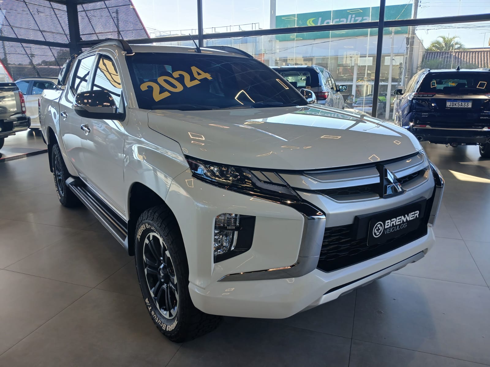 Foto Mitsubishi L200 Triton Sport HPE 2024