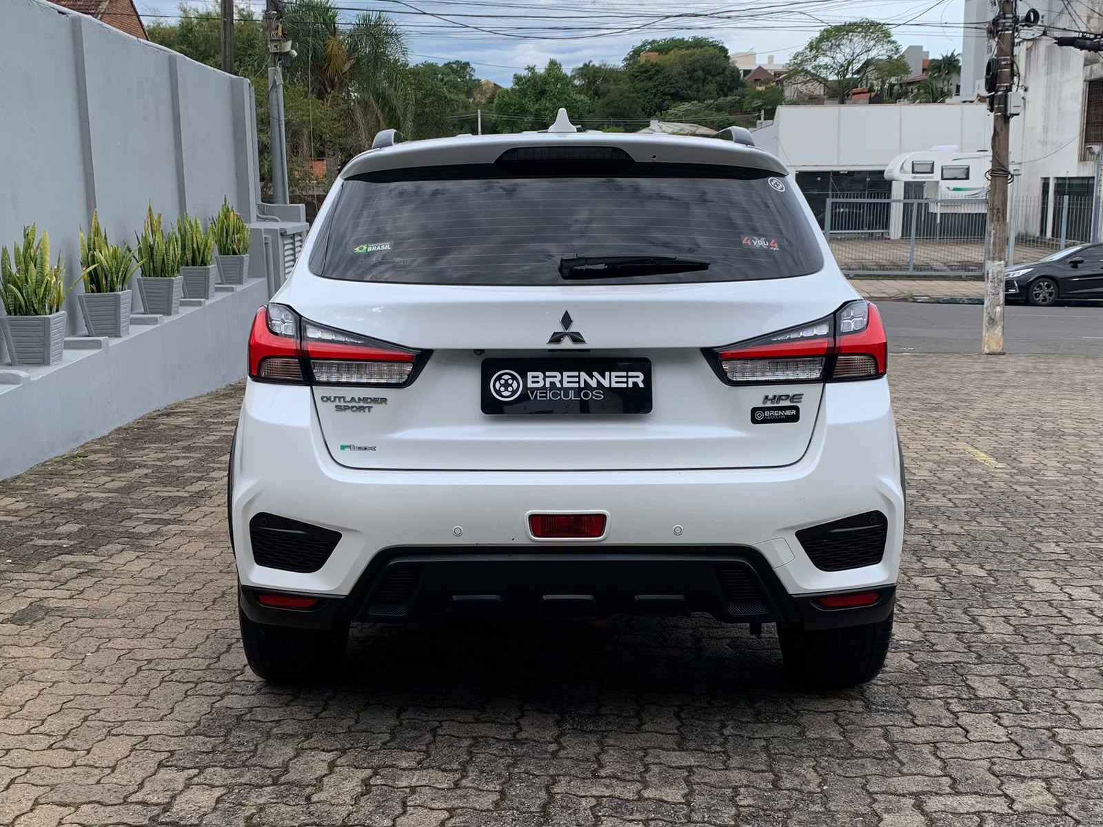 Foto Mitsubishi Outlander Sport HPE 4x2 2022