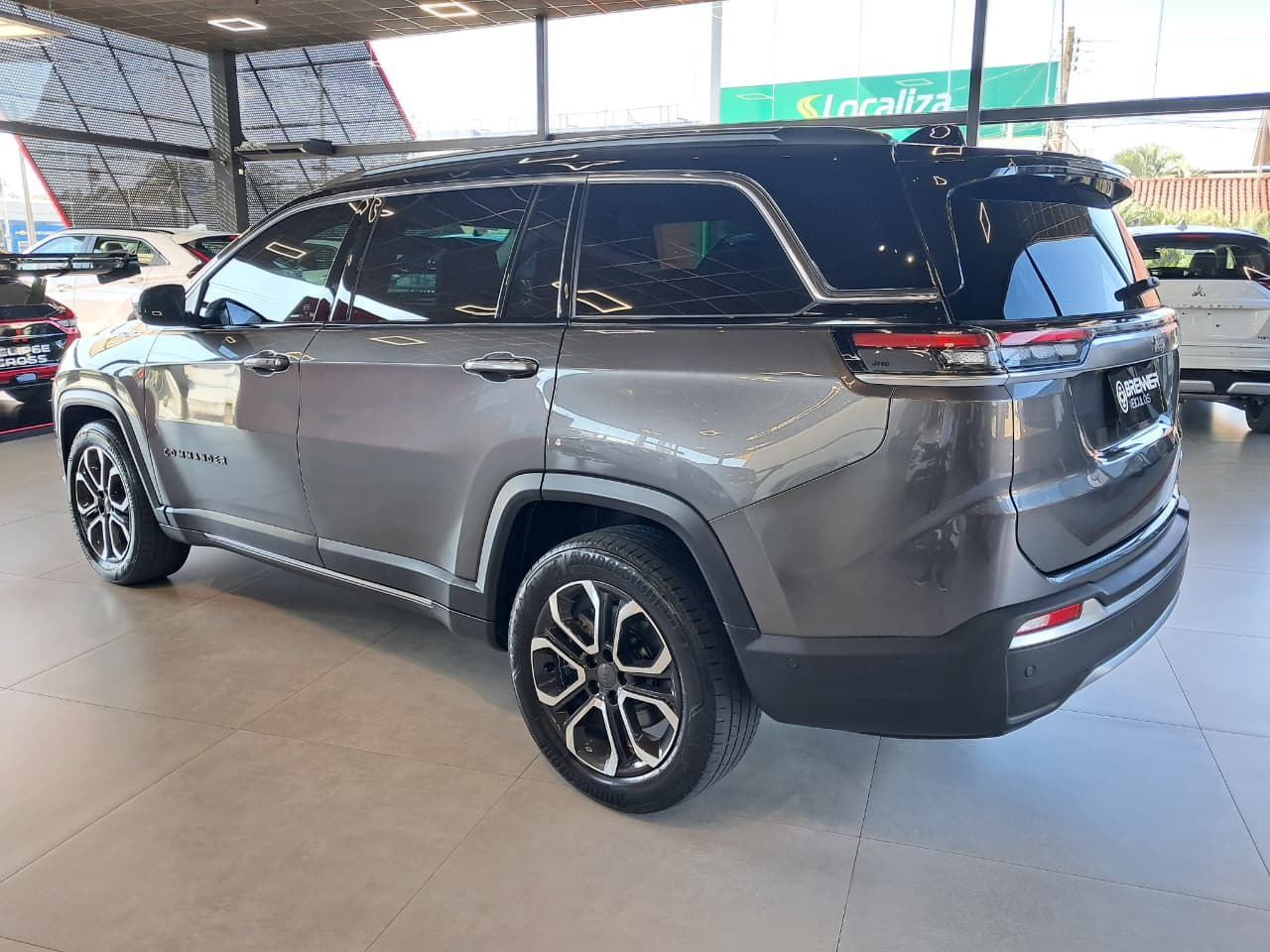 Foto Jeep Commander Limited 1.3T 2023