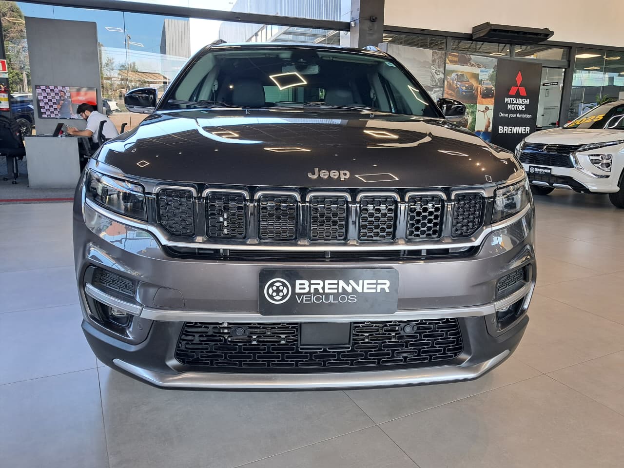 Foto Jeep Commander Limited 1.3T 2023