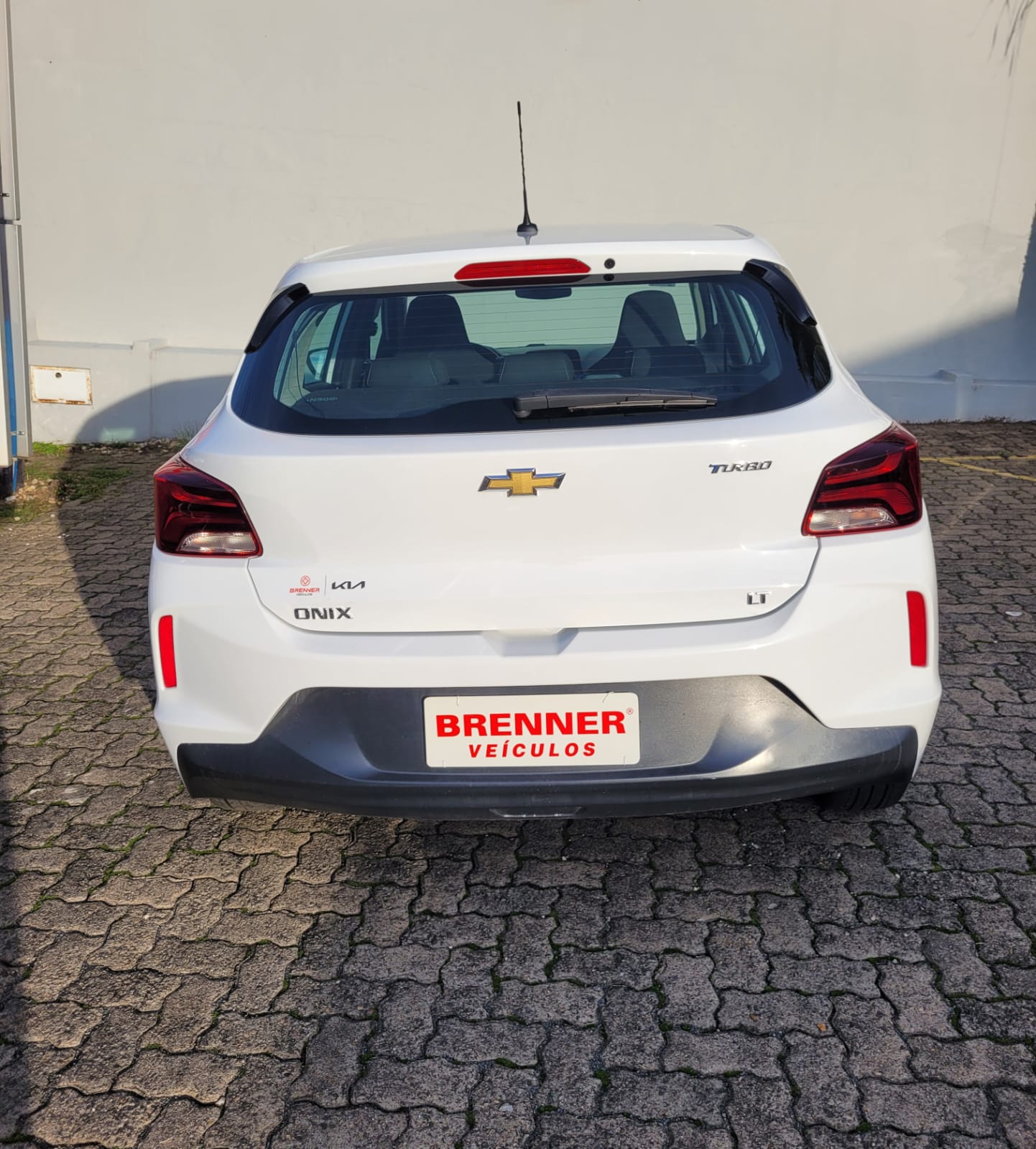 Foto Onix LT 1.0 Turbo AT 2023