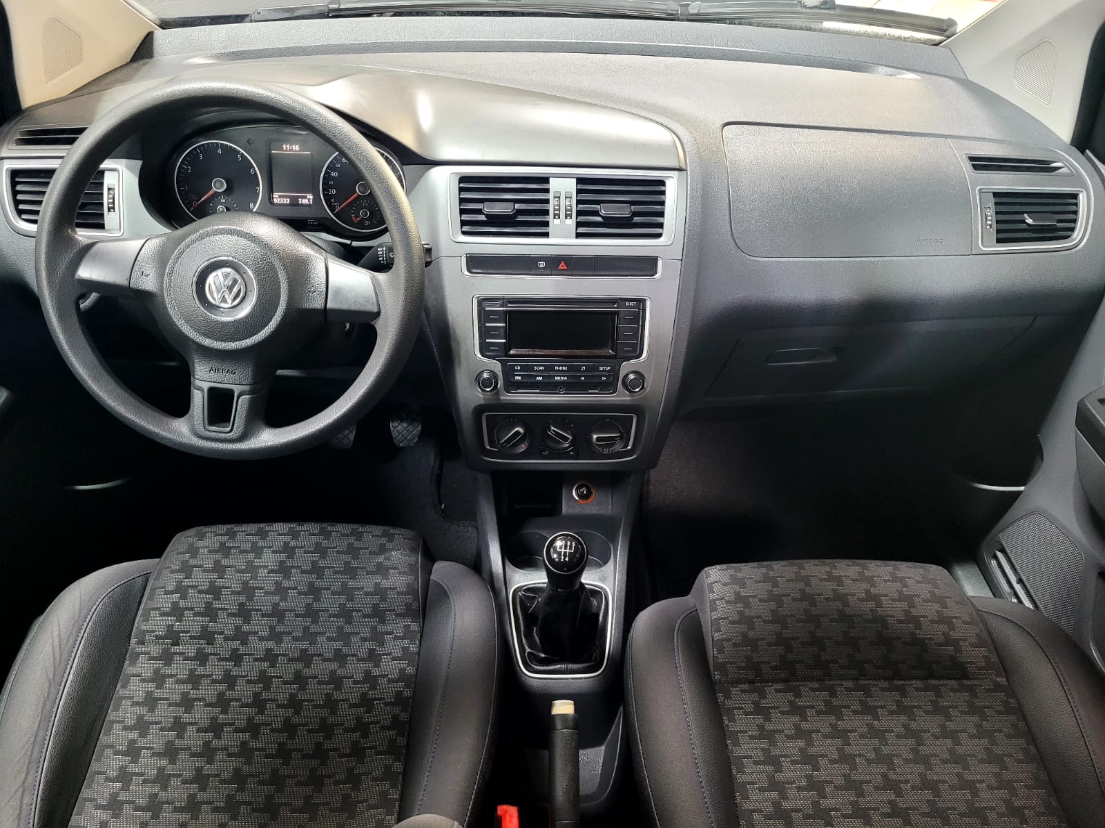 Foto Fox Comfortline 1.0 4P - 2015 