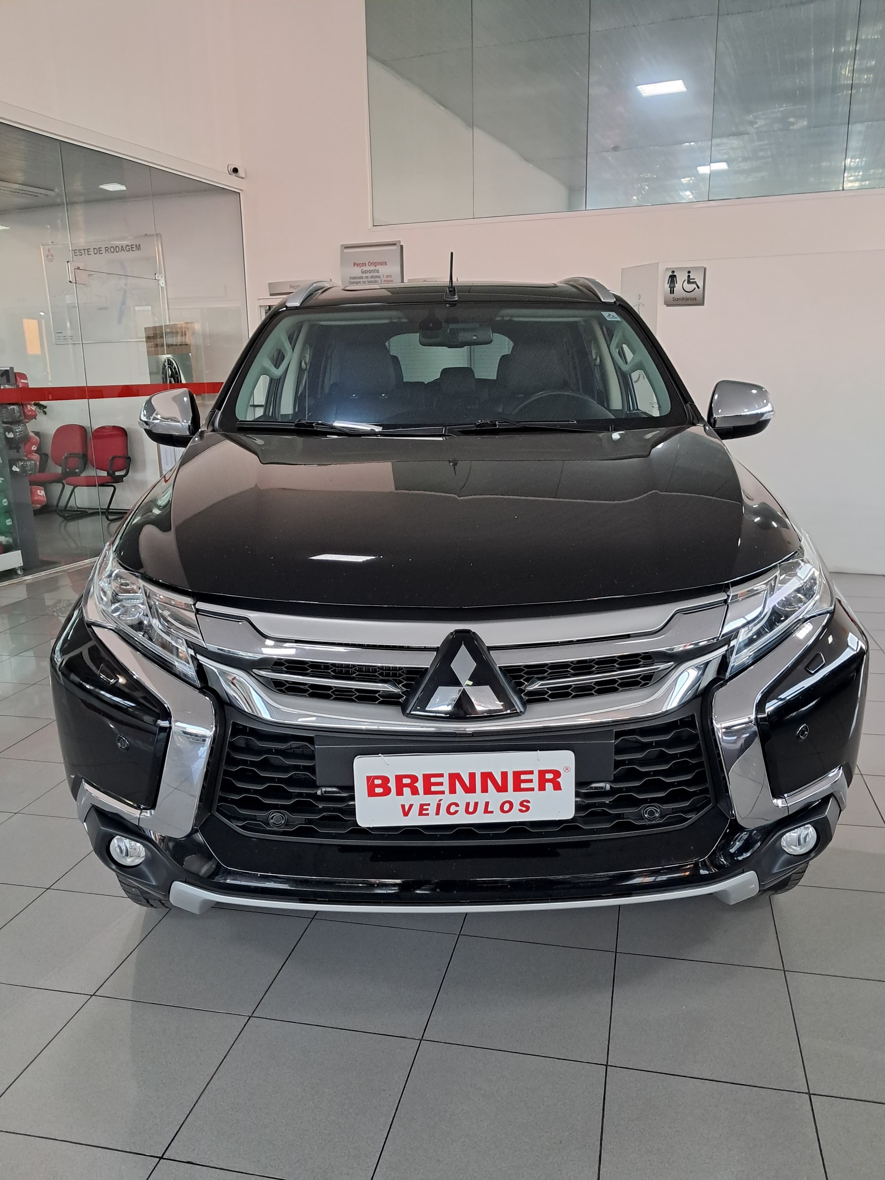 Foto Pajero Sport HPE 2.4 4x4   Turbo Diesel AT 2020