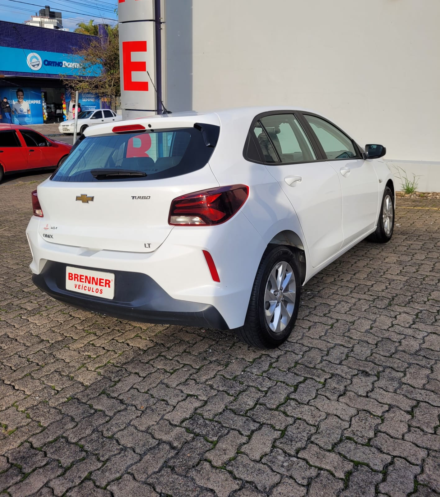 Foto Onix LT 1.0 Turbo AT 2023